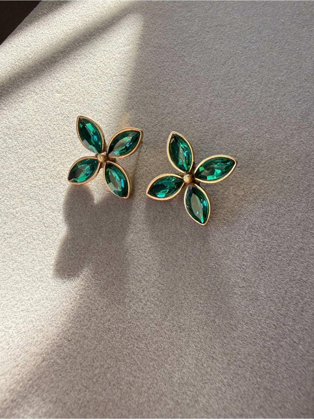 Statement Vintage Green Rhinestone Four- Clover Stud Earring